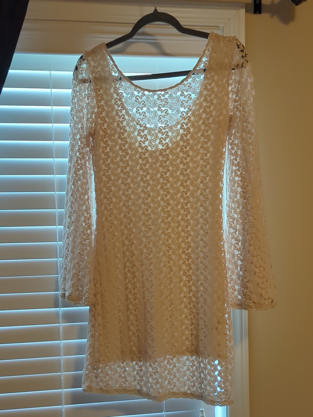 Free people beige crochet dress/tunic size M music festivals/concert/Coachella